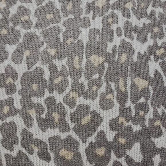 NWT Sequin animal print cardigan / chic sparkle knit topper – women’s - Picture 10 of 12